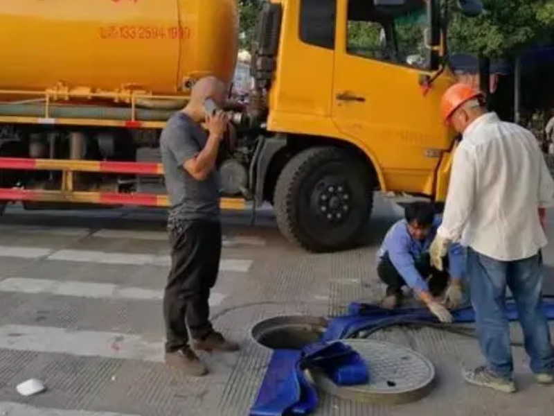 汉阳区鹦鹉水管维修 疏通下水道 水电安装 除臭