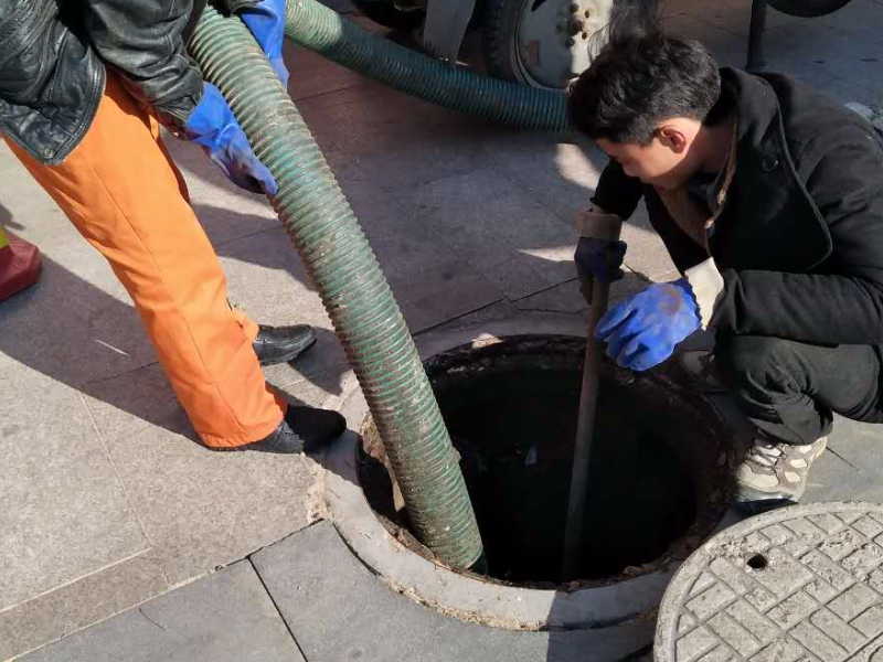 卫生间马桶堵了汉阳王家湾找专业疏通马桶技术人员